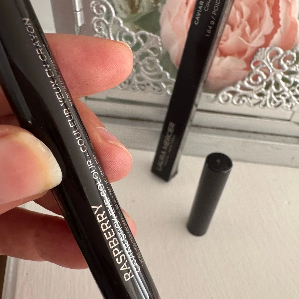 laura mercier CAVIAR STICK EYE COLOUR RASPBERRY